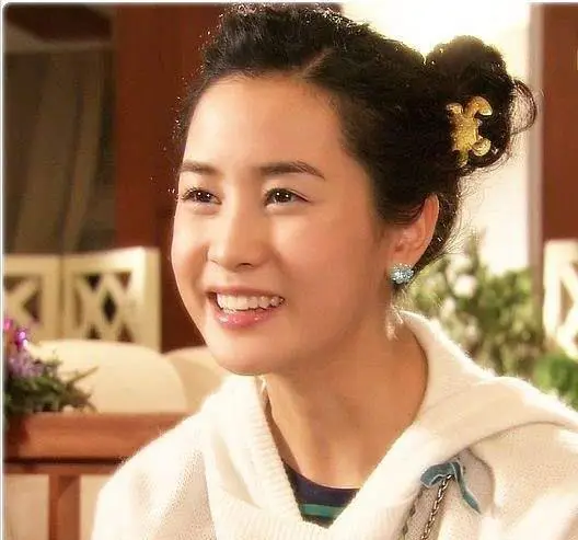 崔智友蔡琳李多海颜值变化_童年韩剧女主整容后遗症_韩剧整容女明星