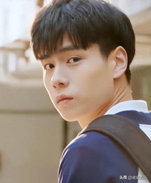 红得快凉得快的明星_00后明星女明星都有谁_娱乐圈明星更新换代快