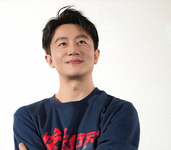 黄轩谈娱乐圈_黄轩娱乐节目_黄轩的圈外女友